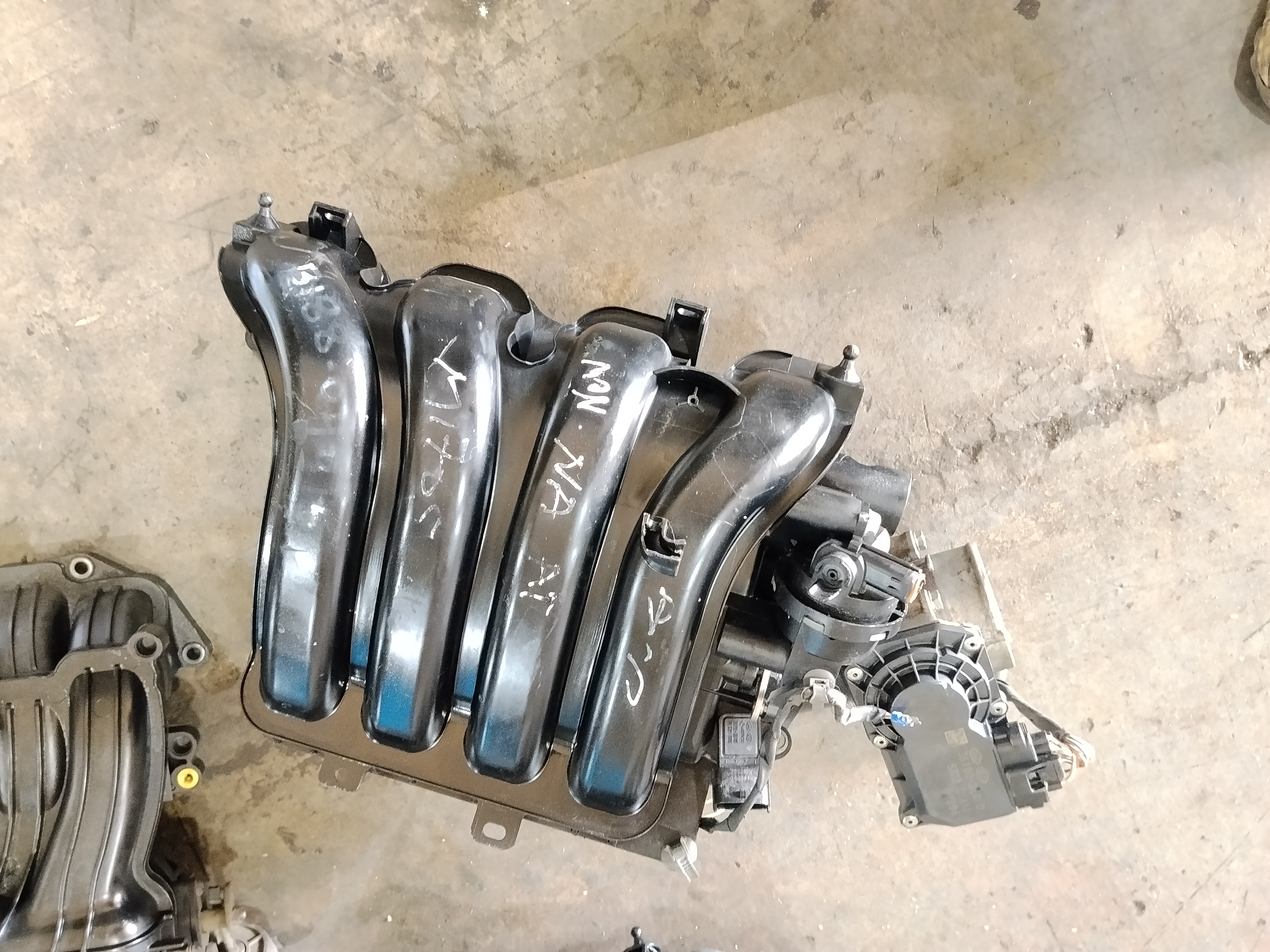 منیفولد هوای وورودی النترا 2000cc/ مناسب کد موتور g4na